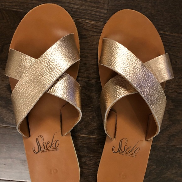 gold cross over sandals